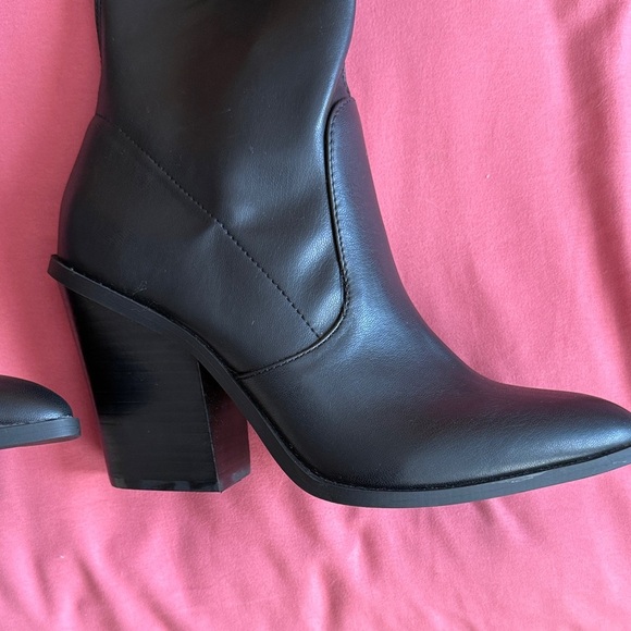 Dolce Vita NWB Elegant Black Over-the-Knee Boots, Size 9 - Picture 4 of 12